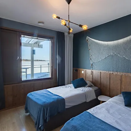 Hotel Aquarius *